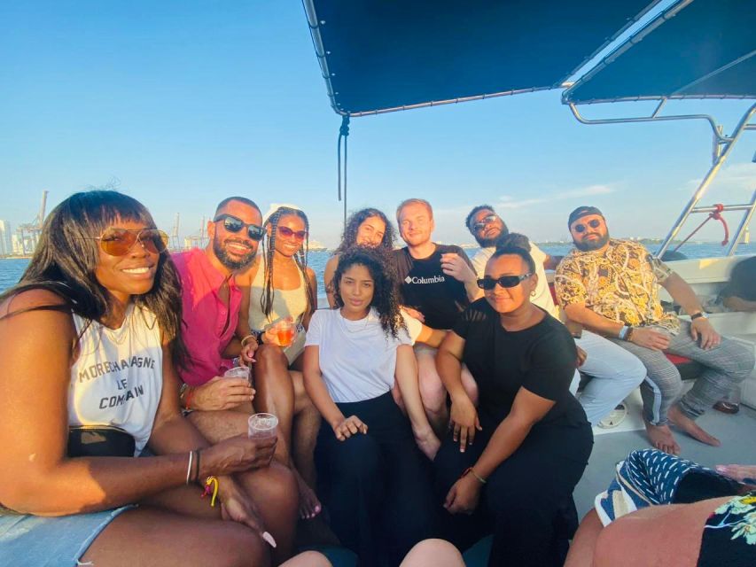 Sunset Bay Party, Caribbean Restaurant & Getsemaní Tour - Highlights of the Experience