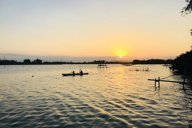 Sunset Paddle and Lantern Town - Trip Confirmation and Accessibility