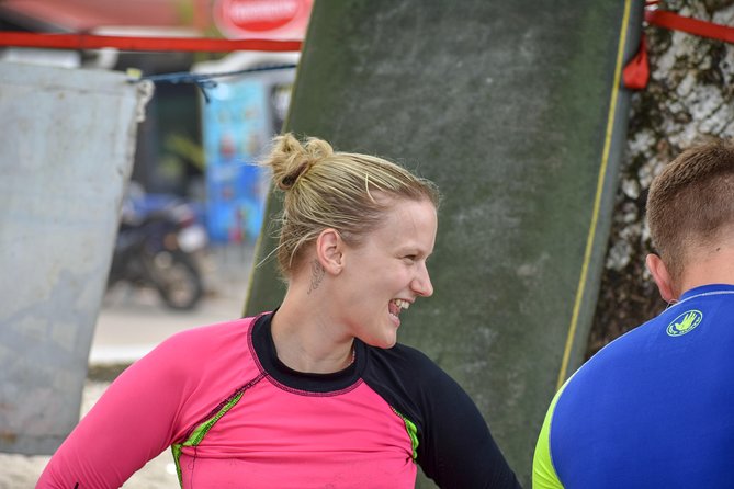 Surf Lessons in Manuel Antonio - Group Size and Personalization
