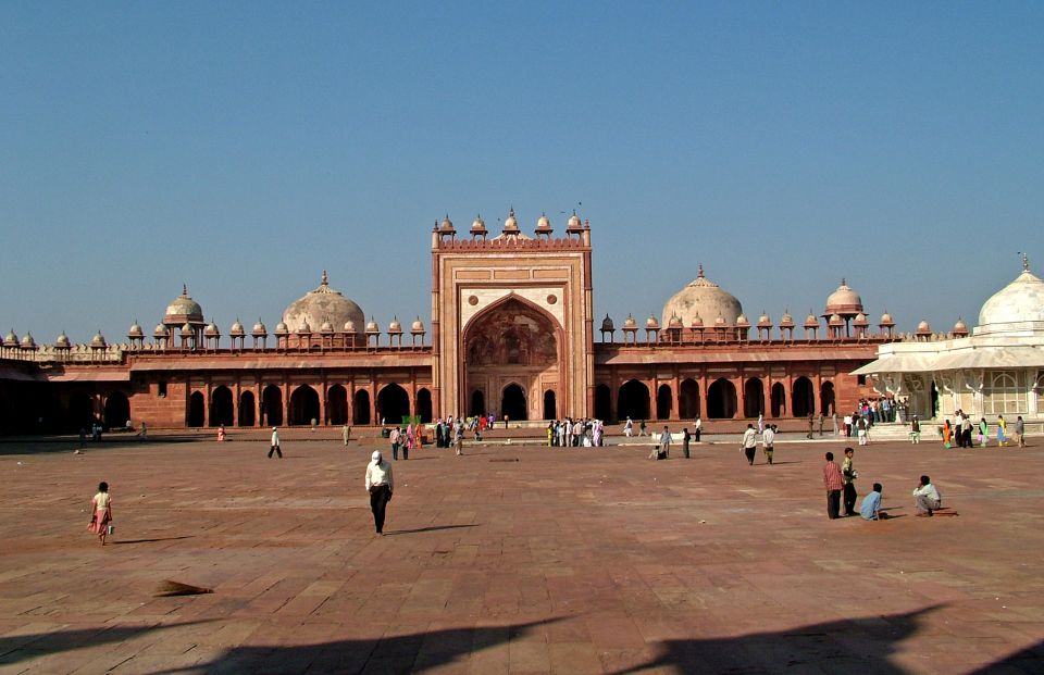 Taj Mahal Sunrise With Fatehpur Sikri Private Guided Tour - Transportation Details