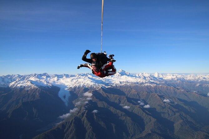Tandem Skydive 10,000ft From Franz Josef - Meeting Location and Pickup