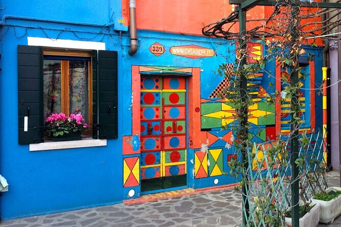 The Secret Corners of Burano - Hidden Gems to Discover