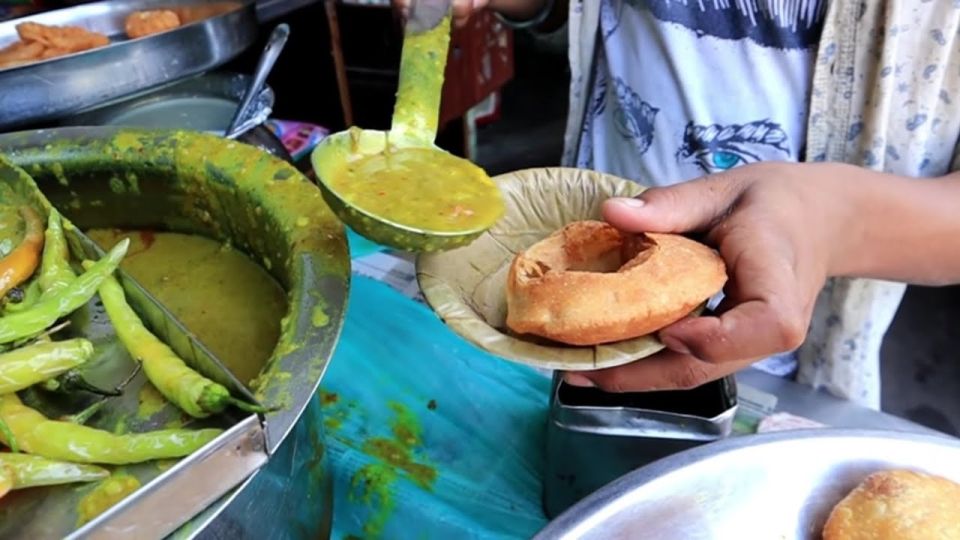 The Spirit of Agra - Old Market Walking and Food Tour - Street Food Delights