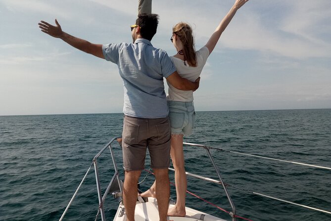 Thessaloniki : Half-Day Sailing Cruise to Shipwreck Bay ! - Sailing Experience