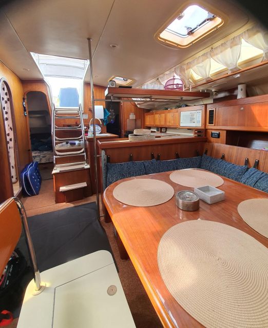 Thessaloniki Riviera Cruises - Onboard Experience and Amenities