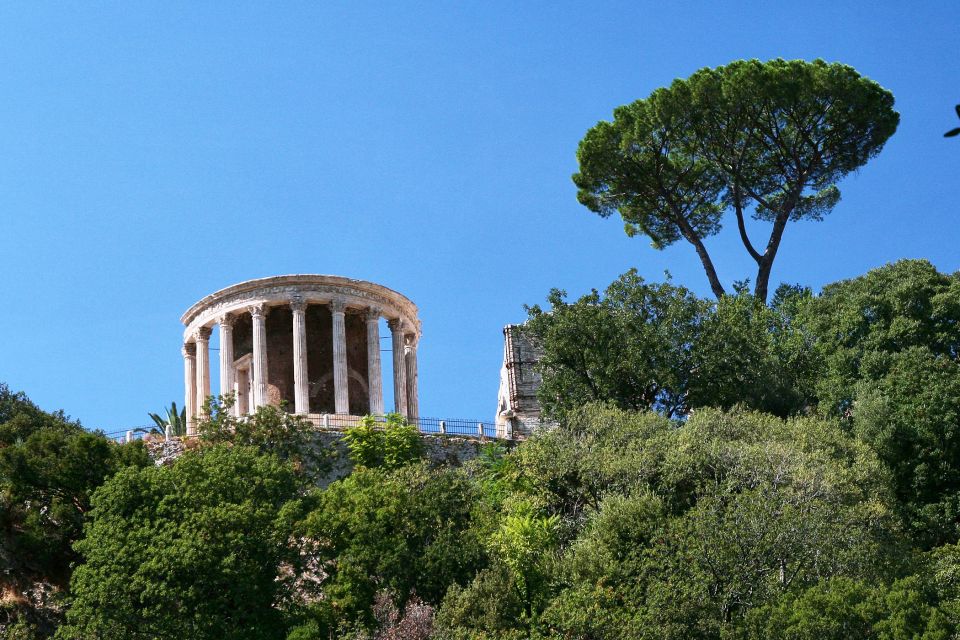 Tivoli: Villa Gregoriana Entrance Ticket - Features of Villa Gregoriana