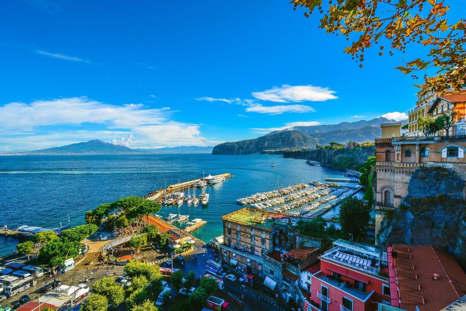 Tour of Sorrento Positano&Pompei - Exploring Ancient Pompeii