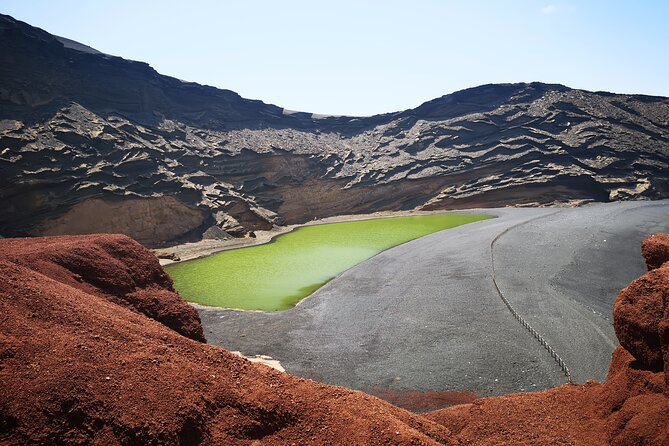 Tour to Timanfaya, La Geria, and La Laguna Verde - Highlights of the Tour