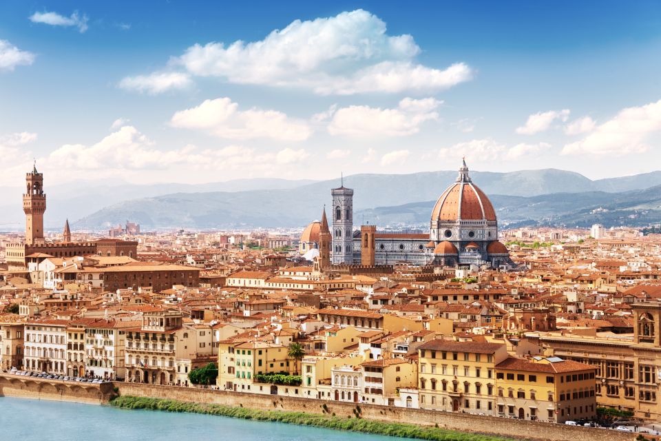 Transfer to or From the Florence Airport by Deluxe Van - Services Included