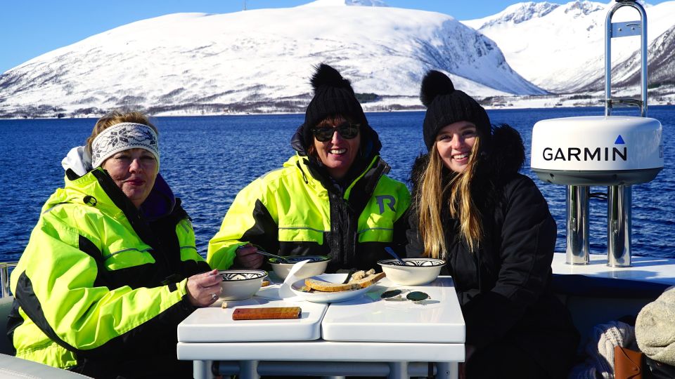 Tromsø: Fjord Cruise by Luxury Yacht - Onboard Amenities and Inclusions