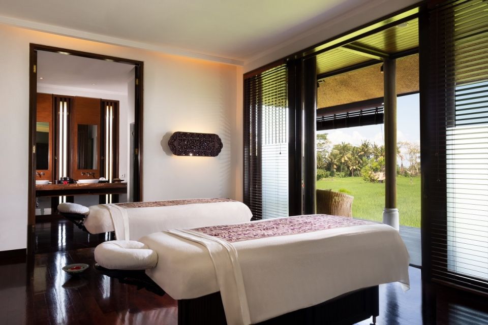 Ubud: Couple Spa Treatment With Bath Ritual & Sparkling Wine - Organic Body Scrubs