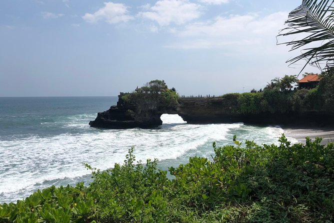 Ulun Danu Bratan Temple With Tanah Lot Sunset - Tour Logistics and Details
