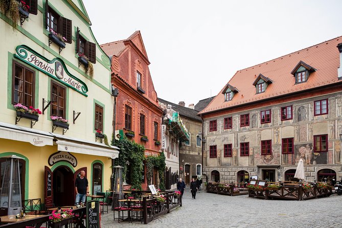 UNESCO Cesky Krumlov From Prague With Guided Tour and Transfer - Booking and Pricing Information