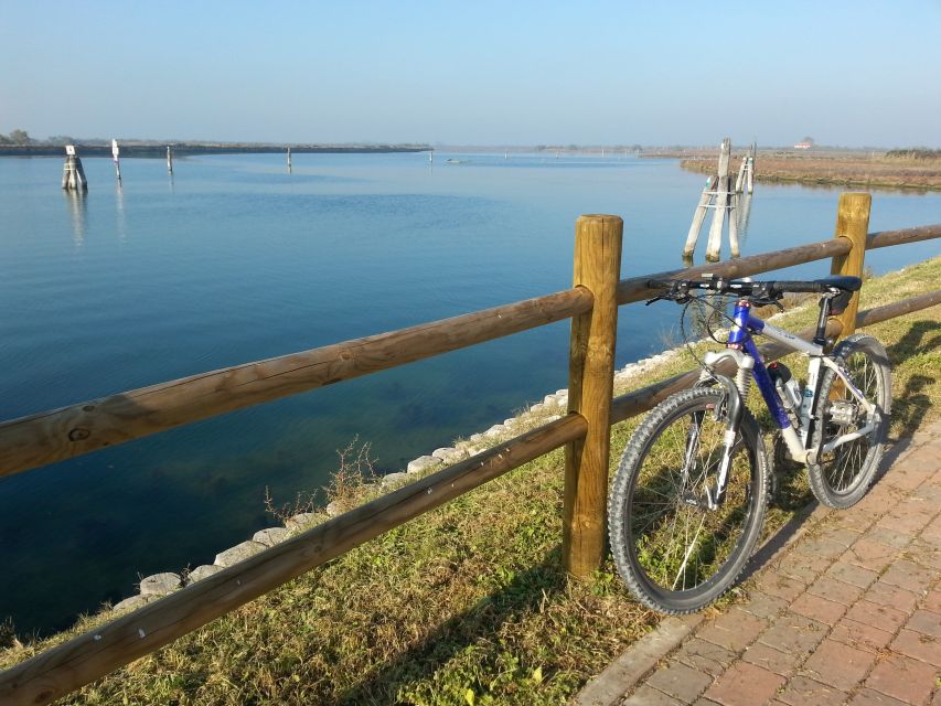 Venice: Bike Tour on Lido Island - Bike Rental and Equipment