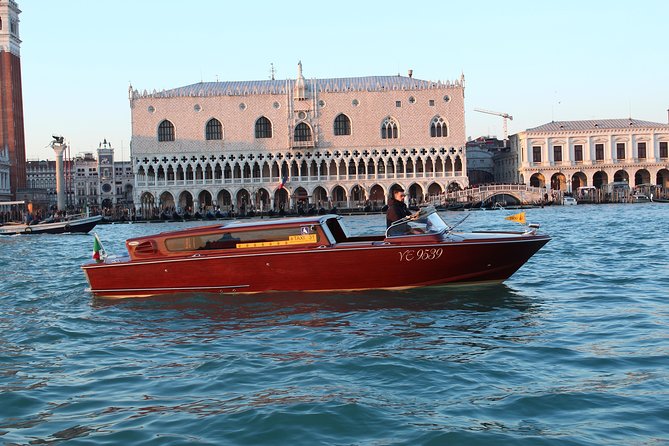 Venice Private Departure Transfer by Water Taxi: Central Venice to Cruise Port - Service Inclusions/Exclusions