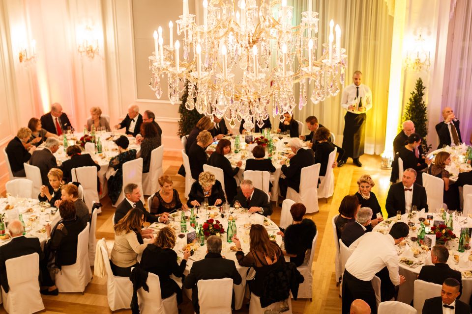 Vienna: Strauss & Mozart Christmas Gala at Kursalon - Concert Details