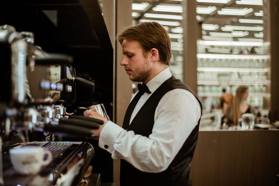 Vienna: The Tradition of Viennese Coffee Experience - Traditional Viennese Coffee Varieties