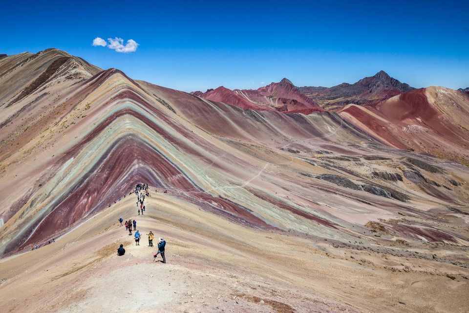 Vinicunca Rainbow Mountain - Experience and Activities