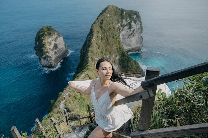 VIP Private Boat to Nusa Penida: Snorkeling With Mantas + Land Tour Adventure - Kelingking Beach Viewpoint