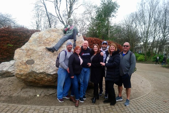 Walking Tour in Merrion Square Park With a Pint of Guinness Dublin Rogues Tour - Accessibility Features