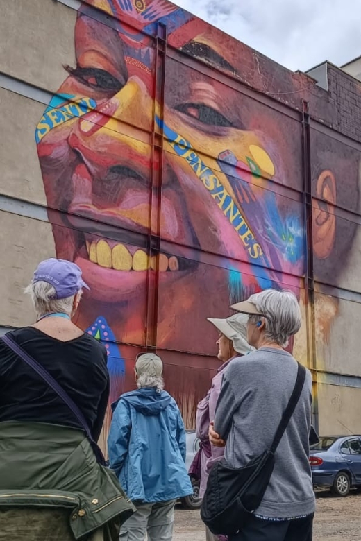 Walls of Wonder: Immersive Journey Through Distrito Graffiti - Tour Features