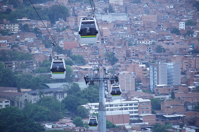 We Dont Talk About Pablo - Historical Context of Medellín