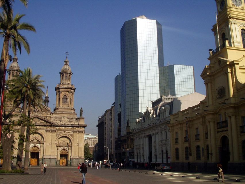 Welcome to Santiago: Private Tour With a Local - Experience Highlights