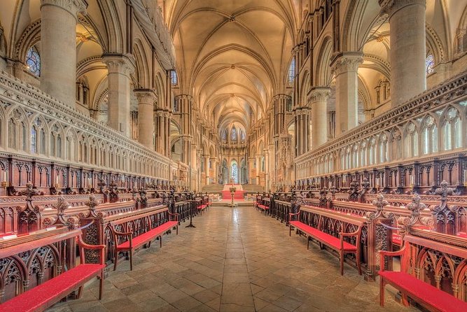 White Cliffs of Dover & Historic Canterbury Day Tour From London - Exploring Canterbury Cathedral