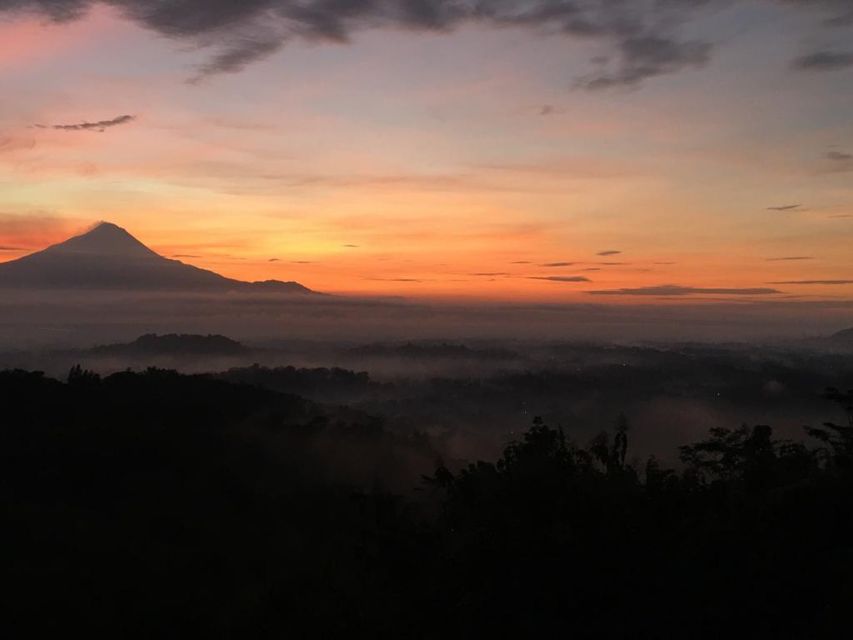 Yogyakarta: Borobudur and Prambanan Guided Tour - Borobudur Temple Exploration