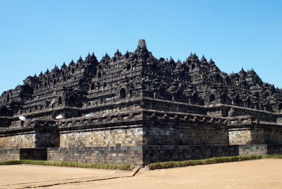 Yogyakarta: Tailor-Made Private Day Tour With Pickup - Booking and Customization