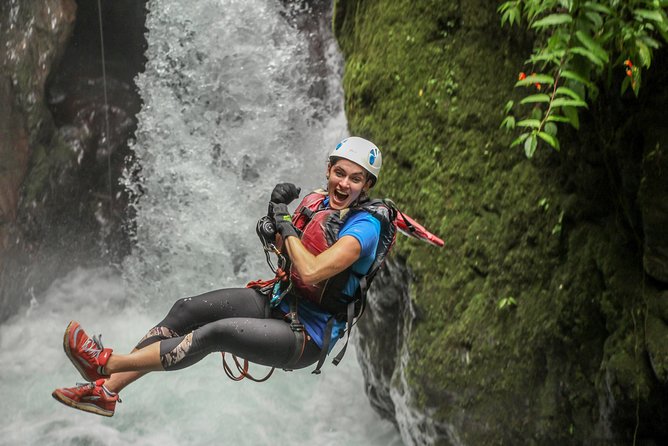 10 in 1 Tour! Zip Lines, Rappels, Tarzan Swing, Waterfalls & More - What to Bring