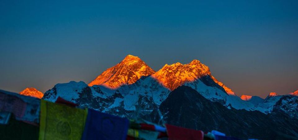 15 Days Luxury Everest Base Camp Trek - Scenic Flight Experience