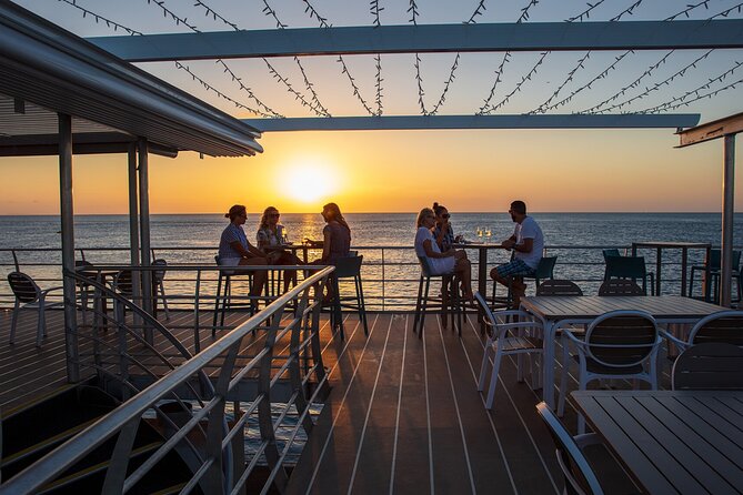 2-Day Great Barrier Reef: Reefsleep Experience - Traveler Capacity and Requirements