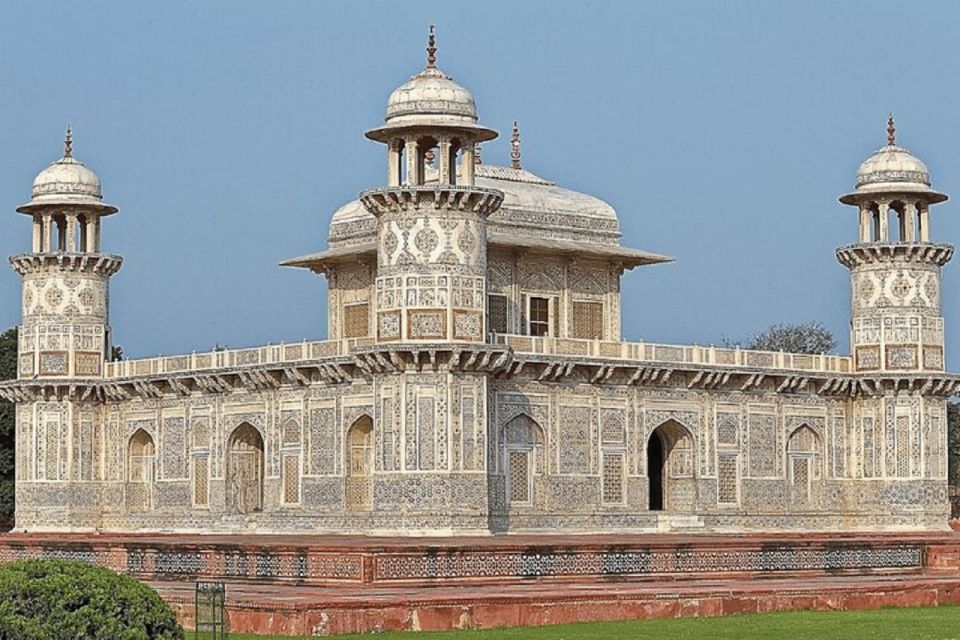 2 Days Delhi Agra Private Tour - Transportation Services