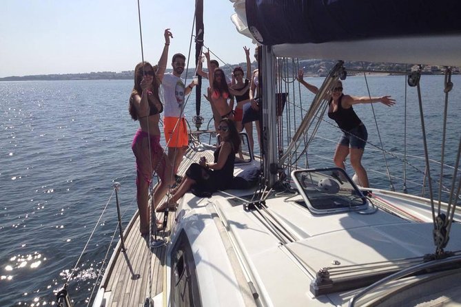 2 Hours Private Sailing Tour in Lisbon - Confirmation and Accessibility