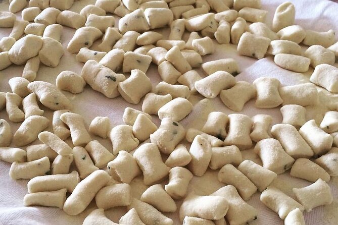 3-Hour Tuscan Cooking Class With Wine & Oil Tasting - Sample Menu Highlights