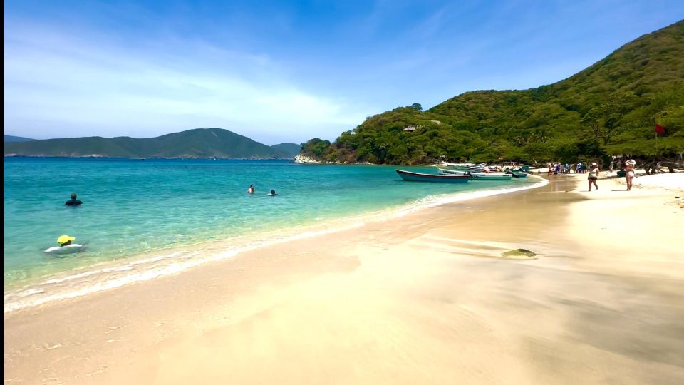 4 Days Adventure; Medellin to Santa Marta- Beach of the Dead - Day 3: Beach Activities and Attractions