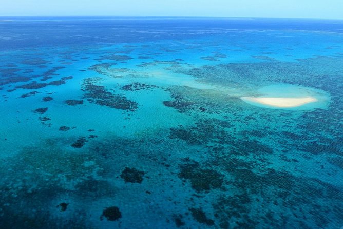40-Minute Great Barrier Reef Scenic Flight From Cairns - Weather Considerations