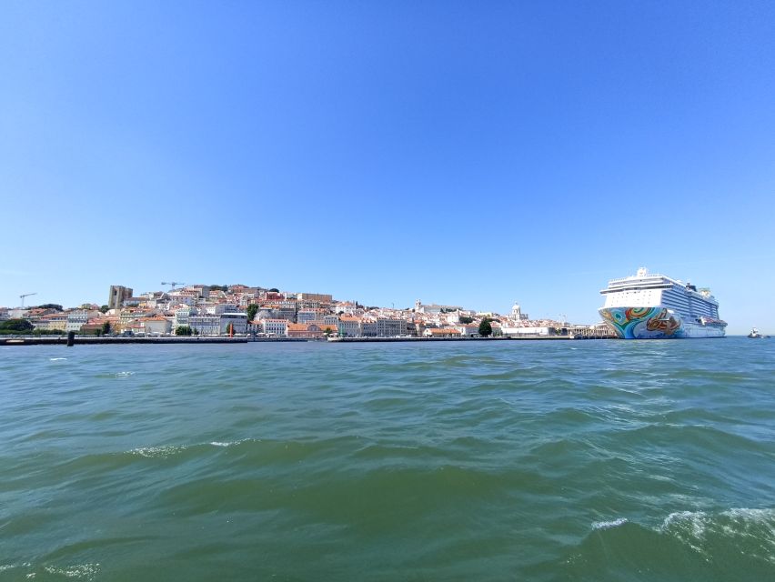 4h Private Sailing in Lisbon: Exclusive Offer! - Passing Historic Monuments