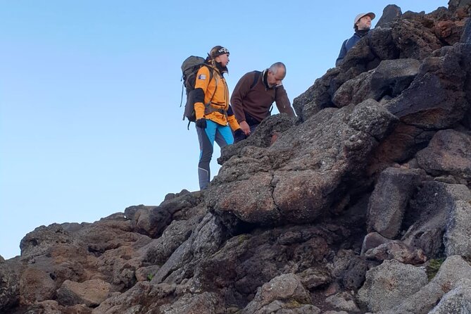 7 Hour Hike Pico Mountain and Piquinho 2351 Meters - Health and Safety Guidelines