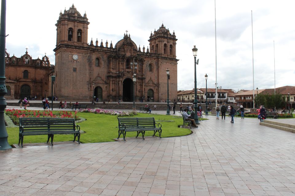 A Millennial Country Called Peru - Brujo Archeological Grandeur