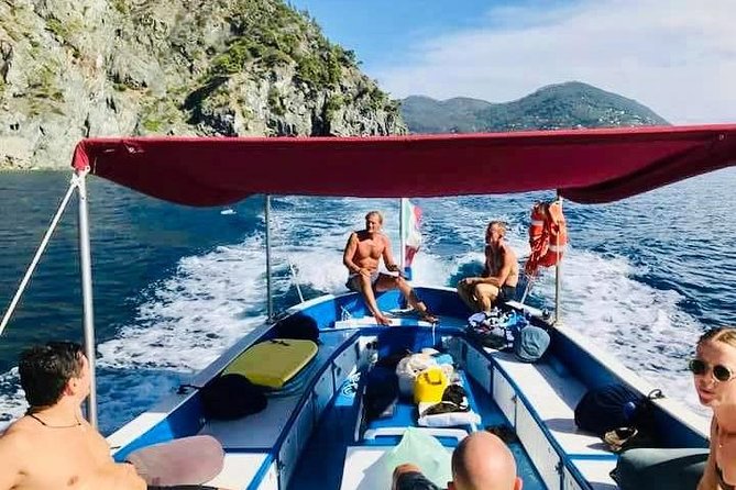 Afternoon Boat Tour to Cinque Terre With Brunch on Board - Scenic Highlights to Expect