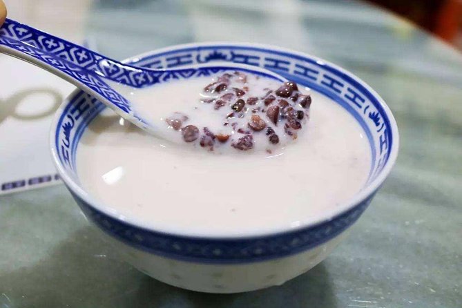 Afternoon Tea and Dessert Tour on the Huaihai Road in Shanghai - Traveler Feedback