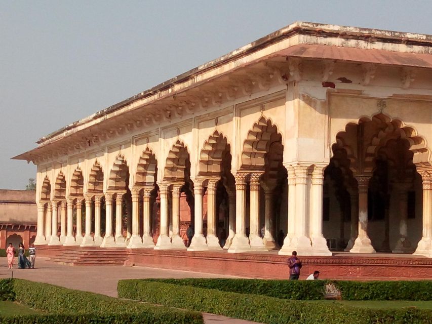 All Inclusive Agra Same Day Tour Ex Delhi by Car - Guided Tour Experience