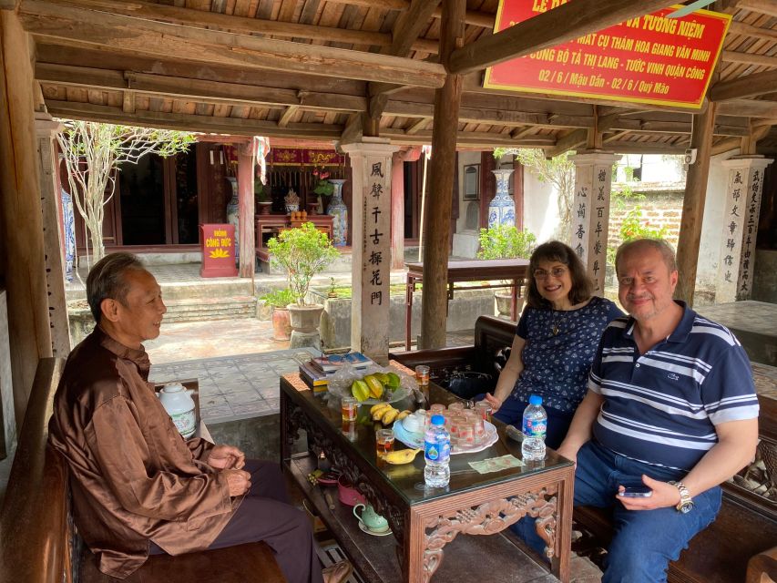 Ancient Treasures: Private Duong Lam & Van Phuc Village Tour - Itinerary Breakdown