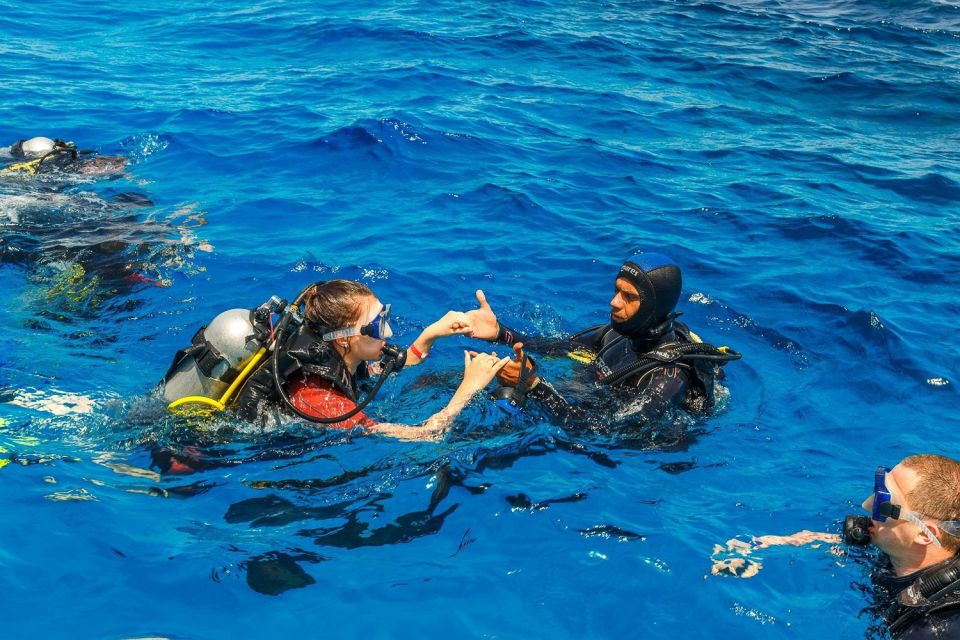 Antalya/Kemer: 2 Dives Scuba Diving Trip With Lunch - Instructors and Equipment