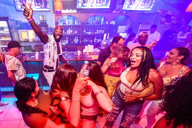 Aruba Dancing and Barhopping Night Party Bus - Included Alcoholic Beverages