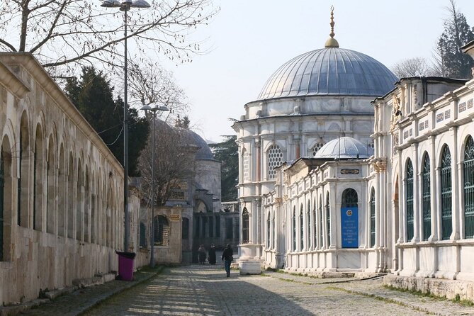 Asian Side of Istanbul: Uskudar and Kadikoy Full Day Tour - Transportation Details