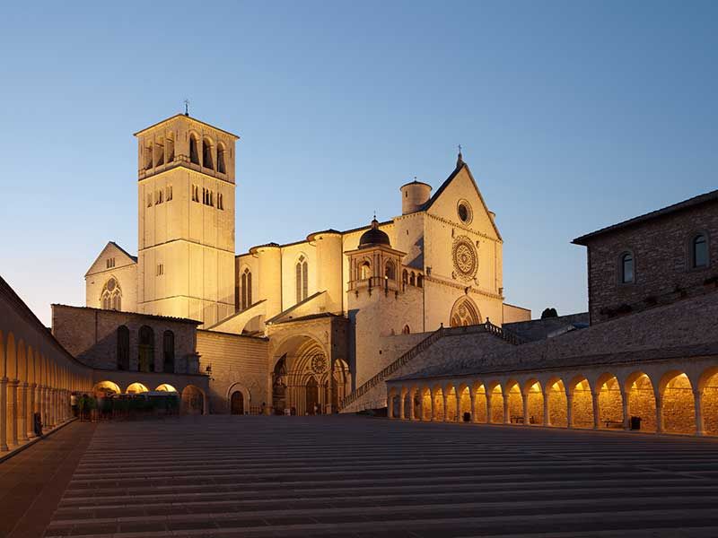 Assisi: Private Walking Tour With St. Francis Basilica - Considerations