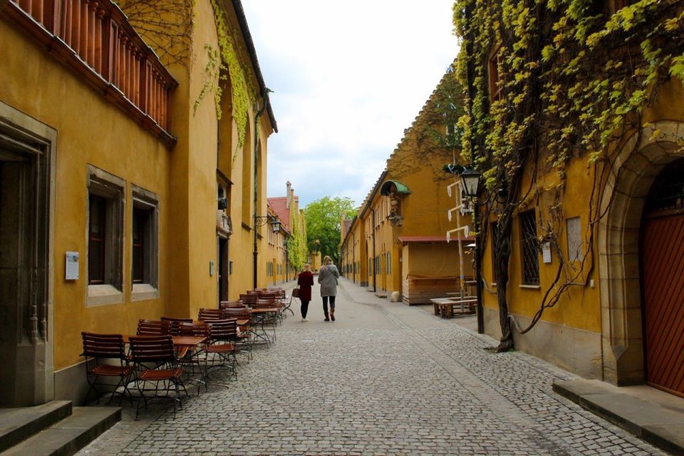 Augsburg: Historical Highlights Private Walking Tour - Meeting Point and Directions